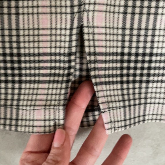 ๐ SUSTAINABLE FASHION ๐ Sport your impeccable style in an eco-friendly way - Picture 4 of 8